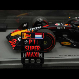 Max Verstappen Red Bull RB19 n° 1 Sieger GP Großbritannien 2023 F1 1/18 Spark 18S902