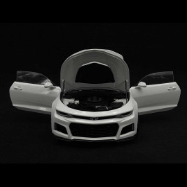 Chevrolet Camaro ZL1 2017 Summit White 1/18 AutoArt 71206