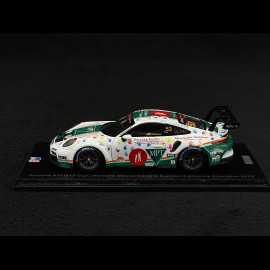 Porsche 911 GT3 Cup Type 992 n° 25 Sieger Porsche Deluxe Carrera Cup USA 2023 1/43 Spark US370