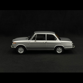 BMW 2002 TI 1972 Silber 1/18 Kyosho 08543S