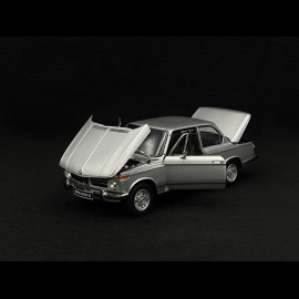 BMW 2002 TI 1972 Silber 1/18 Kyosho 08543S