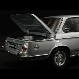 BMW 2002 TI 1972 Silber 1/18 Kyosho 08543S