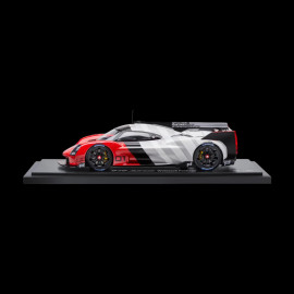 Porsche 919 Street Weissach Package 2017 Red / White 1/18 Spark WAP0210190RSTR