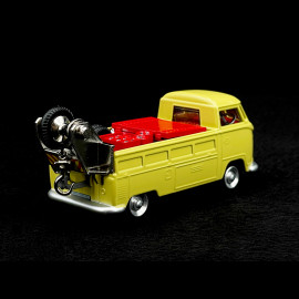 Volkswagen Combi tow truck 1960 Yellow 1/47 Corgi Toys CD54321038