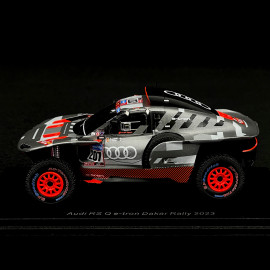 Carlos Sainz Audi RS Q e-tron n° 207 Rallye Dakar 2023 1/43 Spark S4558