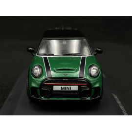 Mini Cooper John Works 2023 British Racing Green 1/43 Solido S4315002