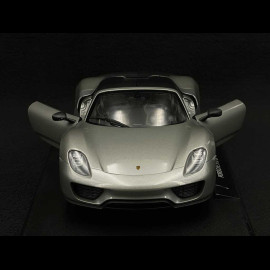 Porsche 918 Spyder 2014 Silber / Schwarz 1/18 Welly 18051HGRC