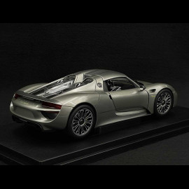 Porsche 918 Spyder 2014 Silber 1/18 Welly 18051HGR