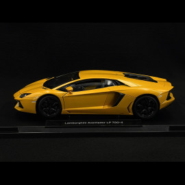 Lamborghini Aventador LP700-4 2011 Gelb 1/18 Welly 18041YE