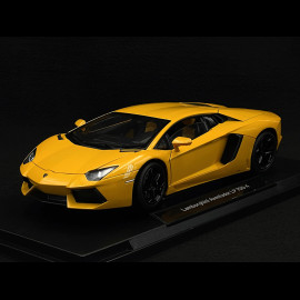 Lamborghini Aventador LP700-4 2011 Gelb 1/18 Welly 18041YE