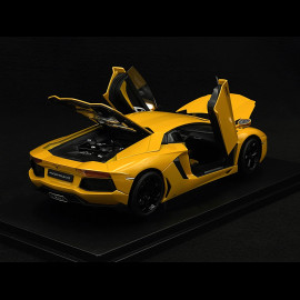 Lamborghini Aventador LP700-4 2011 Gelb 1/18 Welly 18041YE