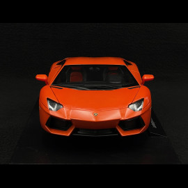 Lamborghini Aventador LP700-4 2011 Orange 1/18 Welly 18041OR