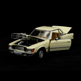 Mercedes-Benz 350 SL R107 Hardtop 1977 Elfenbein 1/18 Sunstar 4667