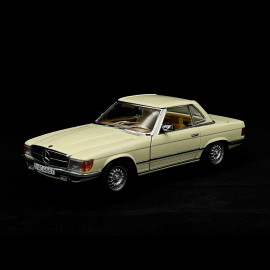 Mercedes-Benz 350 SL R107 Hardtop 1977 Elfenbein 1/18 Sunstar 4667