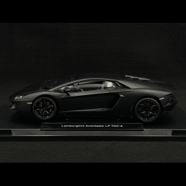 Lamborghini Aventador LP700-4 2011 Matt Black 1/18 Welly 18041BK