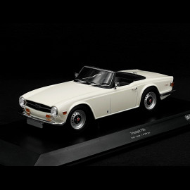 Triumph TR6 Roadster 1969 Weiß 1/18 Minichamps 155132035