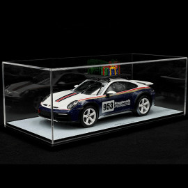 Porsche 911 Dakar Typ 992 2023 Roughroads mit Weihnachtsbaum und Geschenken 1/18 Spark WAP0211680SXMS