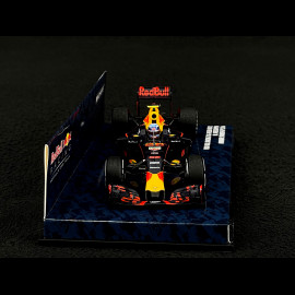 Max Verstappen Red Bull RB12 n° 33 Winner GP Spain 2016 1st F1 Victory 1/43 Minichamps 417160333