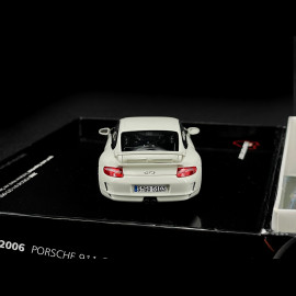 Porsche 911 GT3 Typ 997 2006 Weiß 1/43 Minichamps 400065402