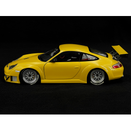 Porsche 911 GT3 RSR Type 996 ALMS 2004 Speed Yellow 1/18 Minichamps 100046401