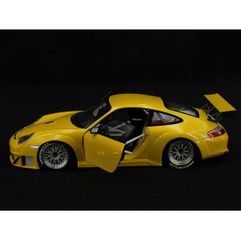 Porsche 911 GT3 RSR Type 996 ALMS 2004 Speed Yellow 1/18 Minichamps 100046401