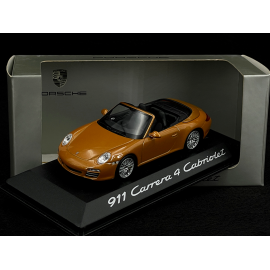 Porsche 911 Carrera 4 Cabriolet Type 997 2008 gold 1/43 Minichamps WAP02001618