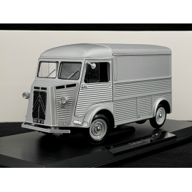 Citroën Type H 1952 Silber 1/18 Norev AMC019789