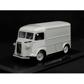 Citroën Type H 1952 Silber 1/18 Norev AMC019789