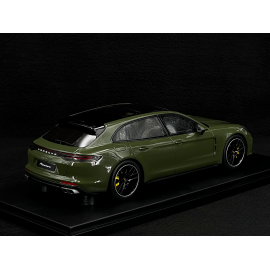 Porsche Panamera Turbo S Sport Turismo 2021 Nato Olive Green 1/18 GT Spirit GT447