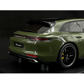 Porsche Panamera Turbo S Sport Turismo 2021 Nato Olive Green 1/18 GT Spirit GT447