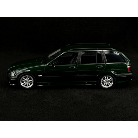 BMW E36 328i Touring M Pack 1997 Fern Green 1/18 Ottomobile OT1064