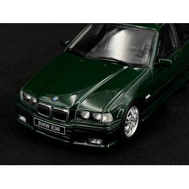 BMW E36 328i Touring M Pack 1997 Fern Green 1/18 Ottomobile OT1064