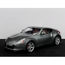 Nissan 370 Z 2009 Gun Grey 1/18 Ottomobile OT465