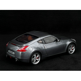 Nissan 370 Z 2009 Gun Grey 1/18 Ottomobile OT465