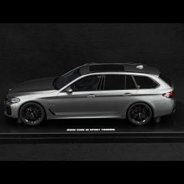 BMW 530E XDrive M Sport Touring 2023 Silber Grau 1/18 GT Spirit GT485