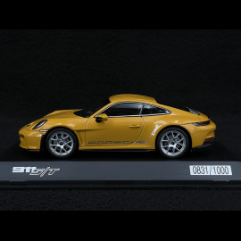 Porsche 911 S/T Type 992 2023 60 Jahre Bahamagelb 1/43 Spark WAP0203130R0ST