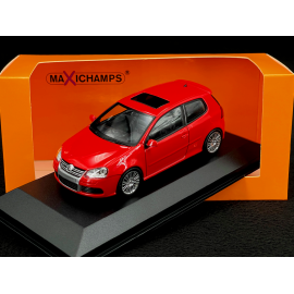 Volkswagen Golf R32 2005 Red 1/43 Minichamps 940054500