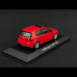 Volkswagen Golf R32 2005 Red 1/43 Minichamps 940054500