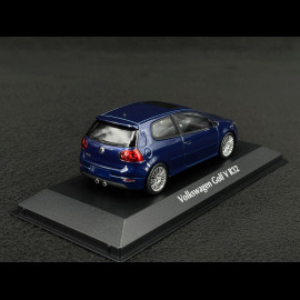 Volkswagen Golf R32 2005 Metallic Blau 1/43 Minichamps 940054501