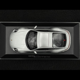Porsche 911 Carrera Coupe Typ 992.2 2024 GT Silber 1/43 Minichamps WAP0200200SCPE