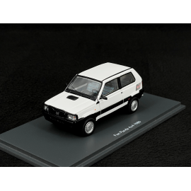 Fiat Panda 4x4 1989 Weiß 1/43 Schuco 43U00052