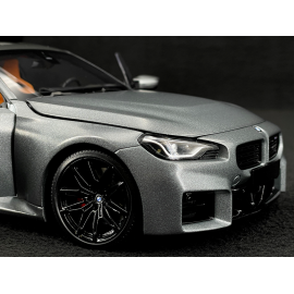 BMW M2 G87 2023 Mattgrau 1/18 Minichamps 110023121