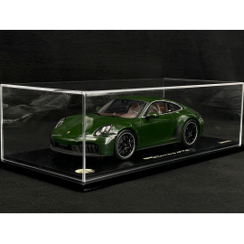 Porsche 911 Carrera GTS Coupé Type 992 Cuarenta Edition 2024 Quercusverde 1:18 Spark WAP0212140SPIB