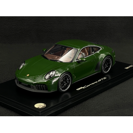 Porsche 911 Carrera GTS Coupé Typ 992 Cuarenta Edition 2024 Quercusverde 1:18 Spark WAP0212140SPIB