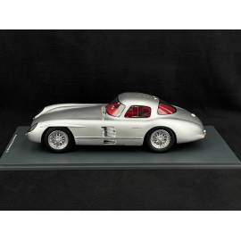 Mercedes-Benz 300 SLR Uhlenhaut Coupé 1955 Silber Metallic 1:12 Schuco 450052700