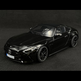 Mercedes-Benz AMG GT 63 4Matic - Obsidianschwarz - 1:18 NZG 1034/50