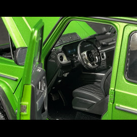 Mercedes-AMG G63 4x4 2024 Metallisches Grün 1/12 NZG 103010031 10301/31