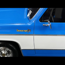 Chevrolet C-10 Pick Up Cheyenne Super 1974 Blau/Weiß 1/18 Maisto 31467BU