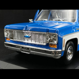 Chevrolet C-10 Pick Up Cheyenne Super 1974 Blue/White 1/18 Maisto 31467BU