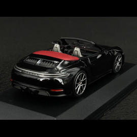 Porsche 911 Carrera GTS Cabriolet Type 992.2 2024 Scwharz 1/43 Minichamps WAP0200290SCPE